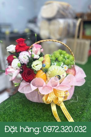 Giỏ hoa quả